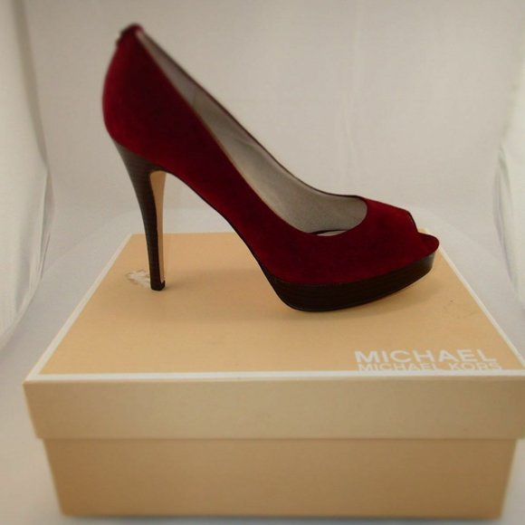 NIB MICHAEL KORS MK 40T2YOHP1S BORDEAUX PLATFORM 9 - Picture 1 of 8
